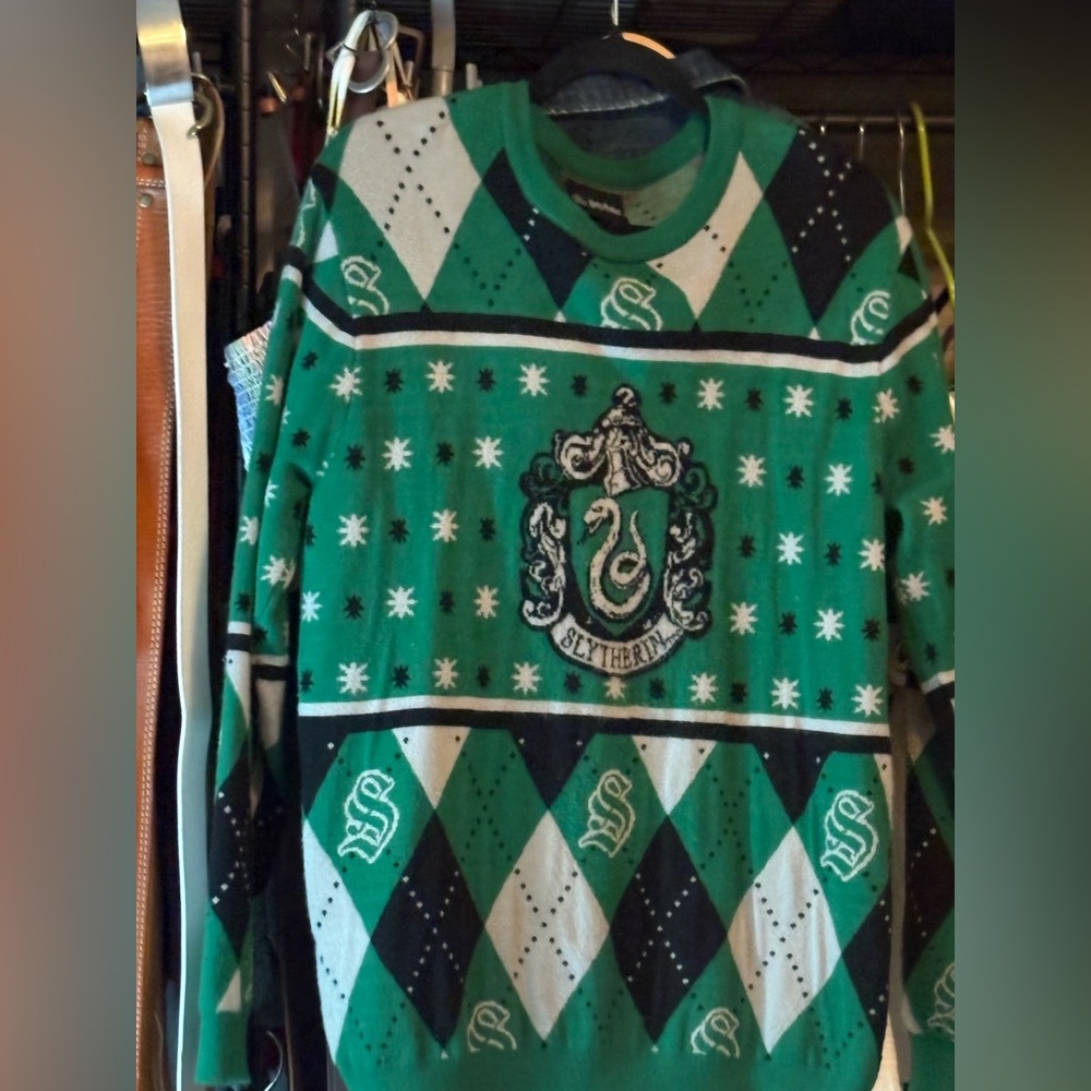 Wizarding World Harry Potter slytherial sweater